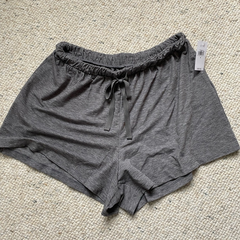 Gap body shorts size small